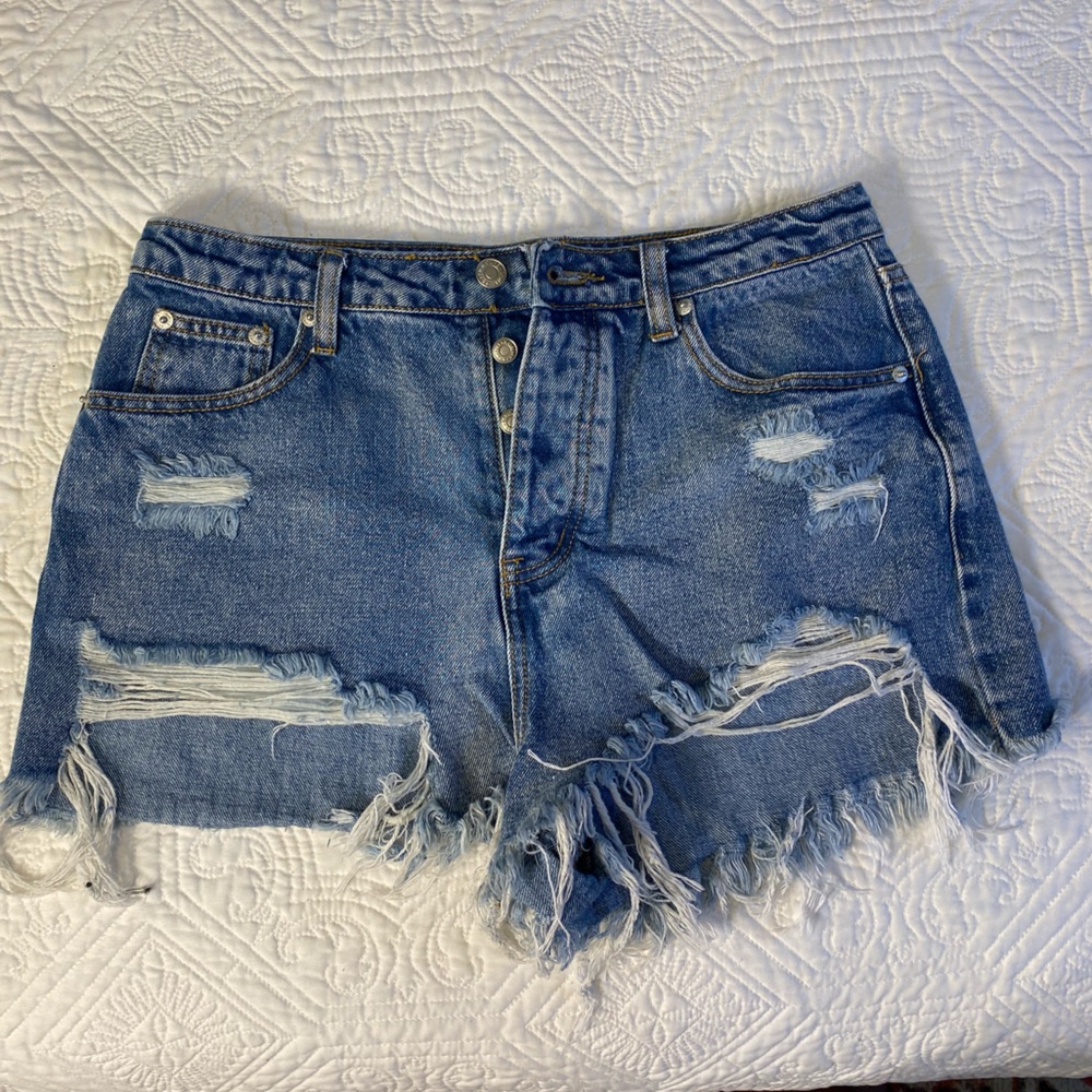 Signature8 Light Wash Denim Shorts- Women’s Large